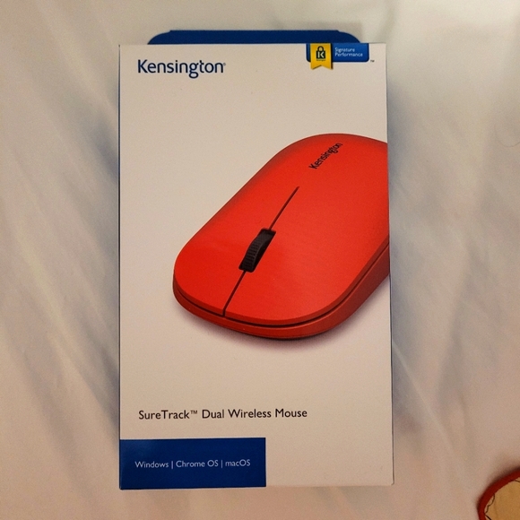 Wireless Bluetooth Mouse Red - Picture 2 of 4